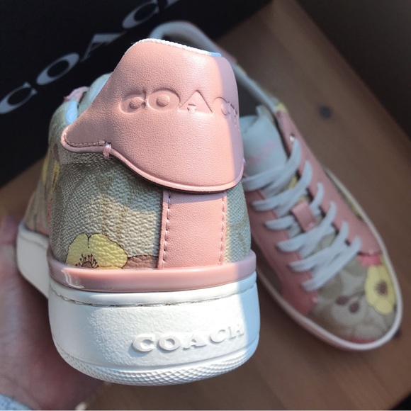 🌸 Coach Clip Low Top Sneaker In Signature Canvas With Floral Print - Picture 15 of 15
